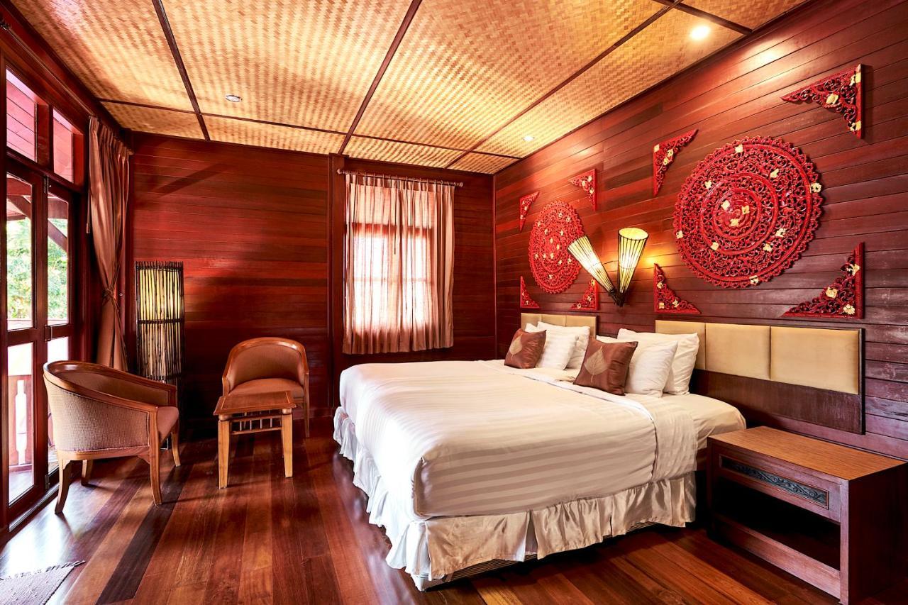 Ruenkanok Thaihouse Resort HHQ Extérieur photo