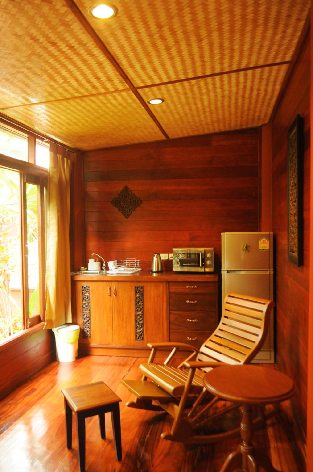Ruenkanok Thaihouse Resort HHQ Extérieur photo